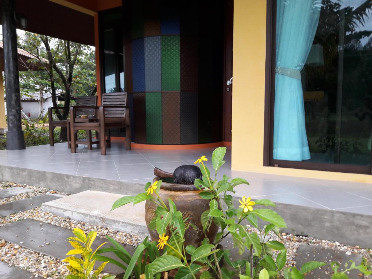 Villa Raintree Bangsak Khao Lak Exterior foto