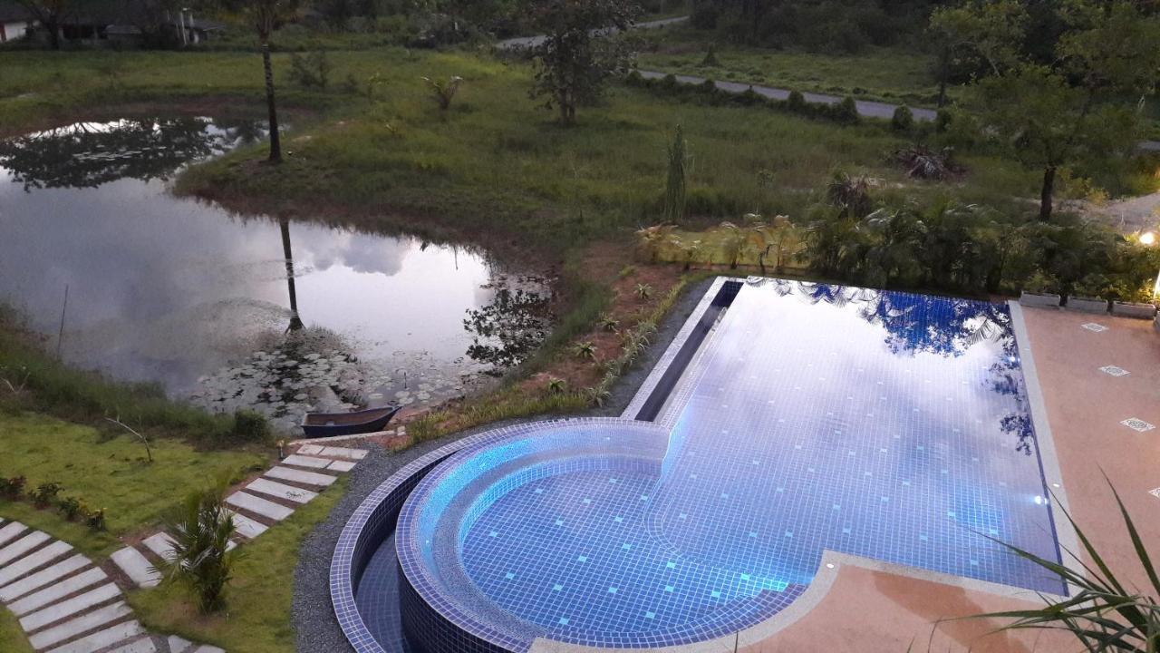 Villa Raintree Bangsak Khao Lak Exterior foto