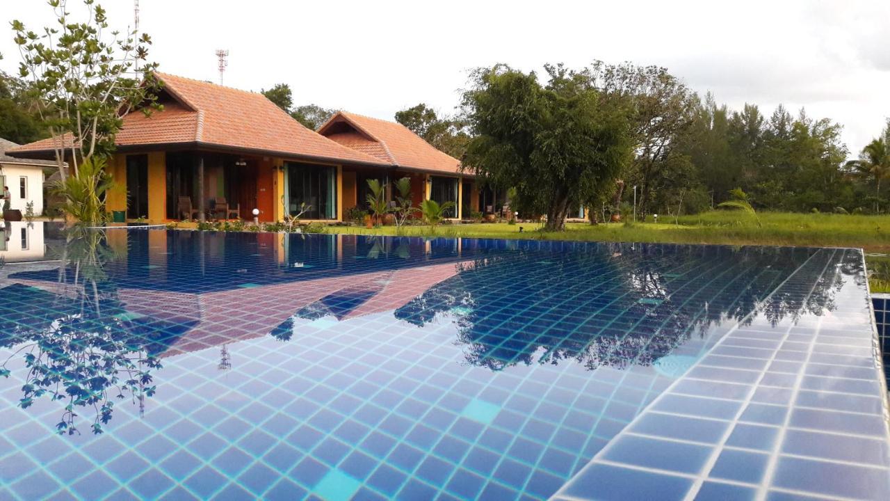 Villa Raintree Bangsak Khao Lak Exterior foto
